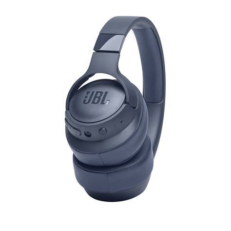 JBL Tune 710BT .